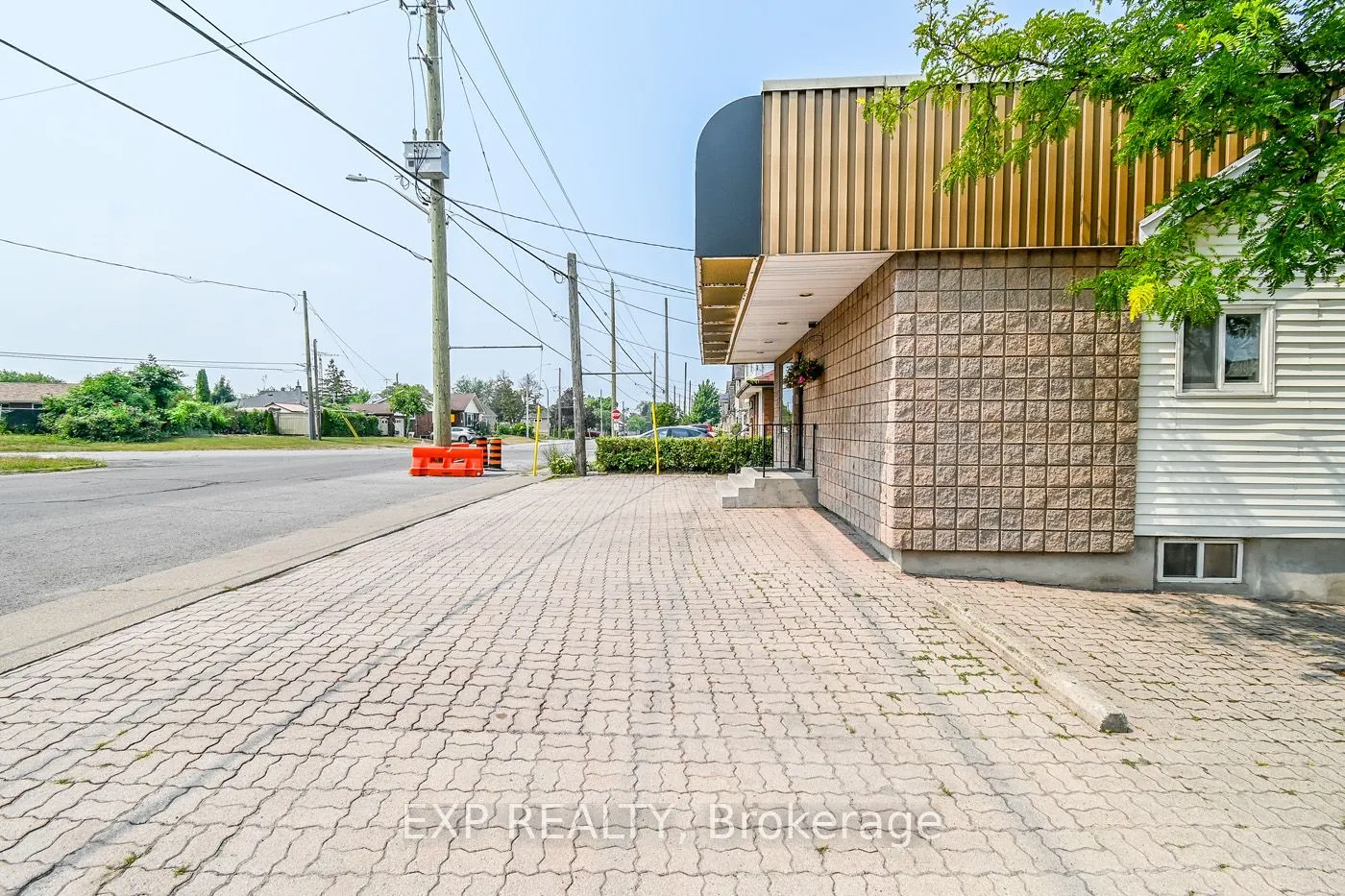 126 Town Line Road W
