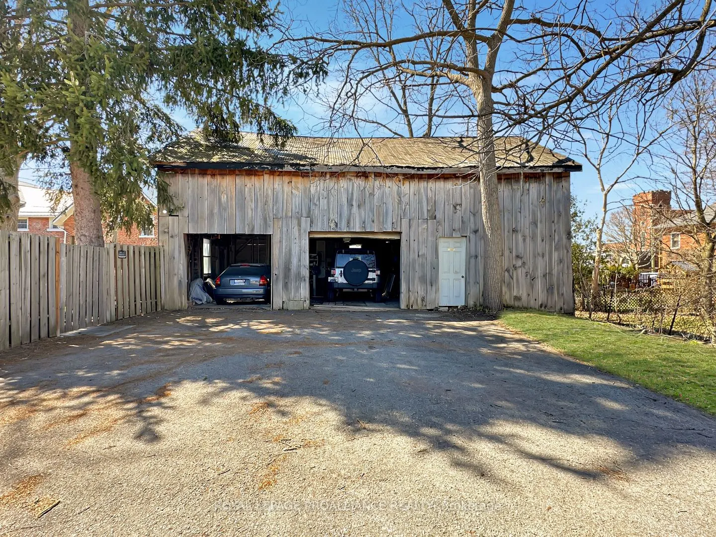 52 West Front Street
