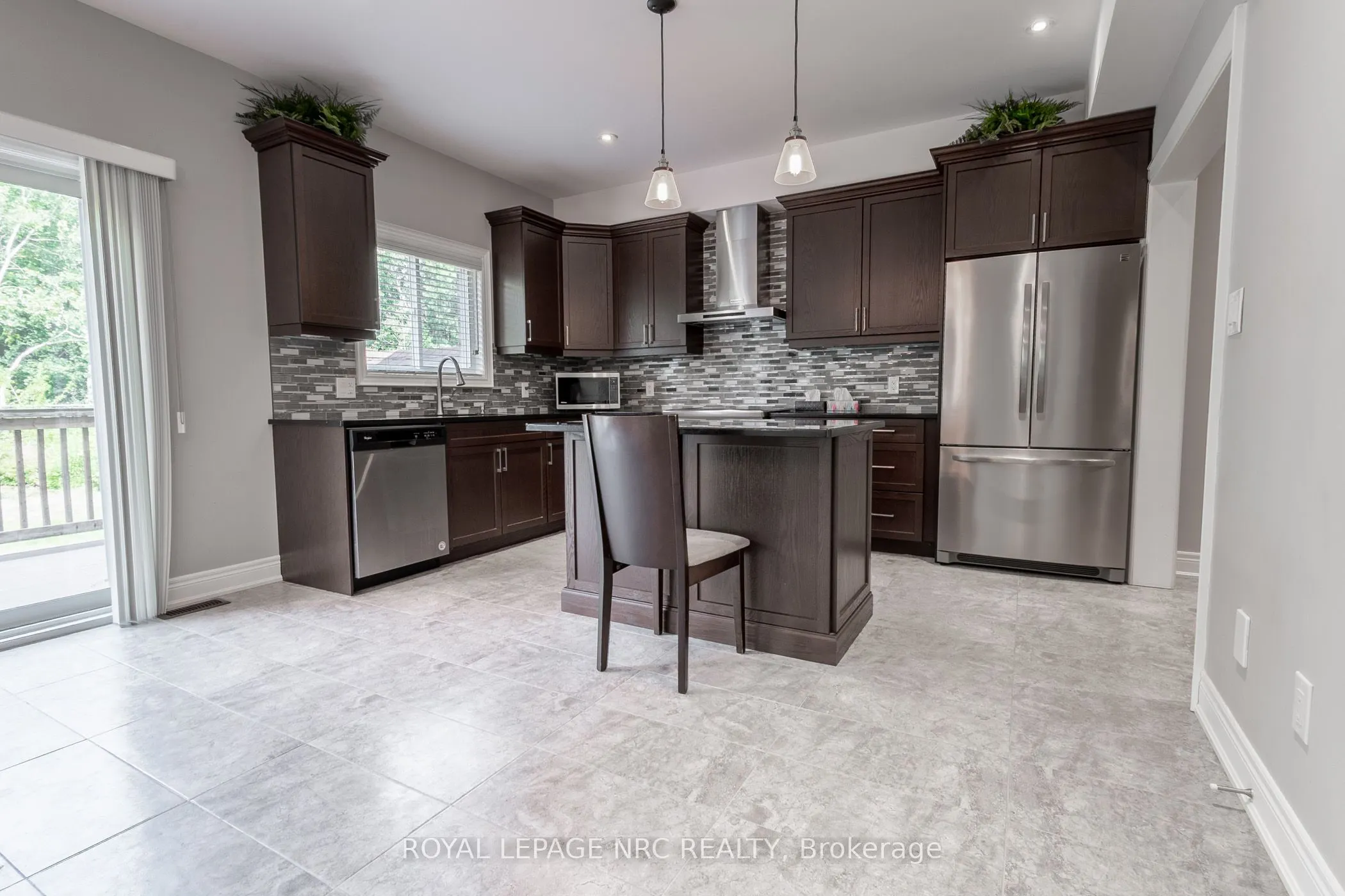 7231 Lionshead Avenue, #30
