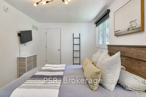 1018 Georgina Way #1
