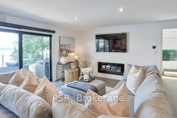 1018 Georgina Way #1