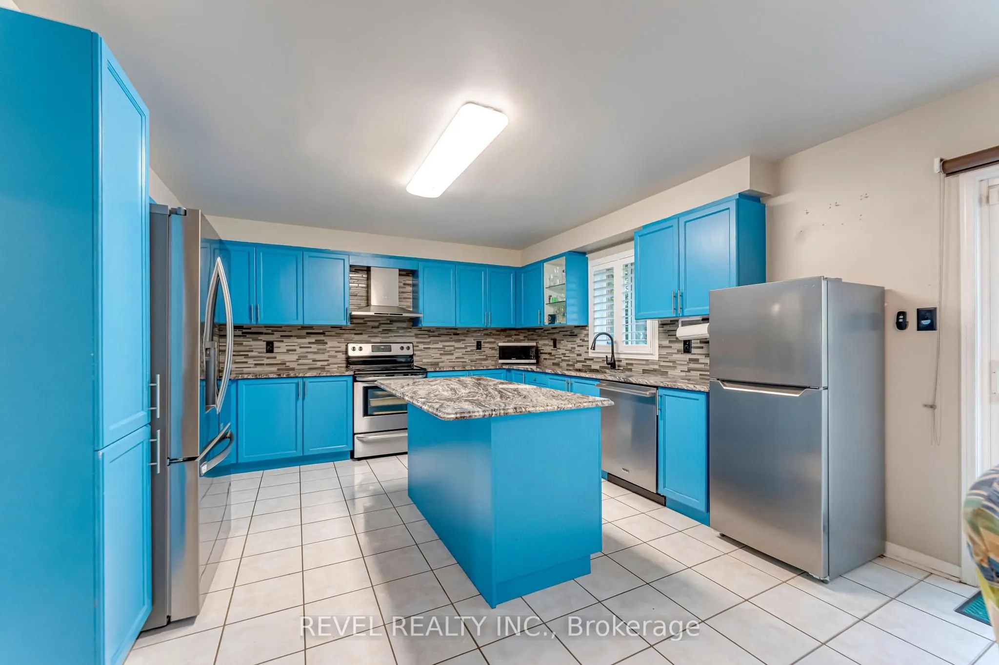 17 Webb Avenue