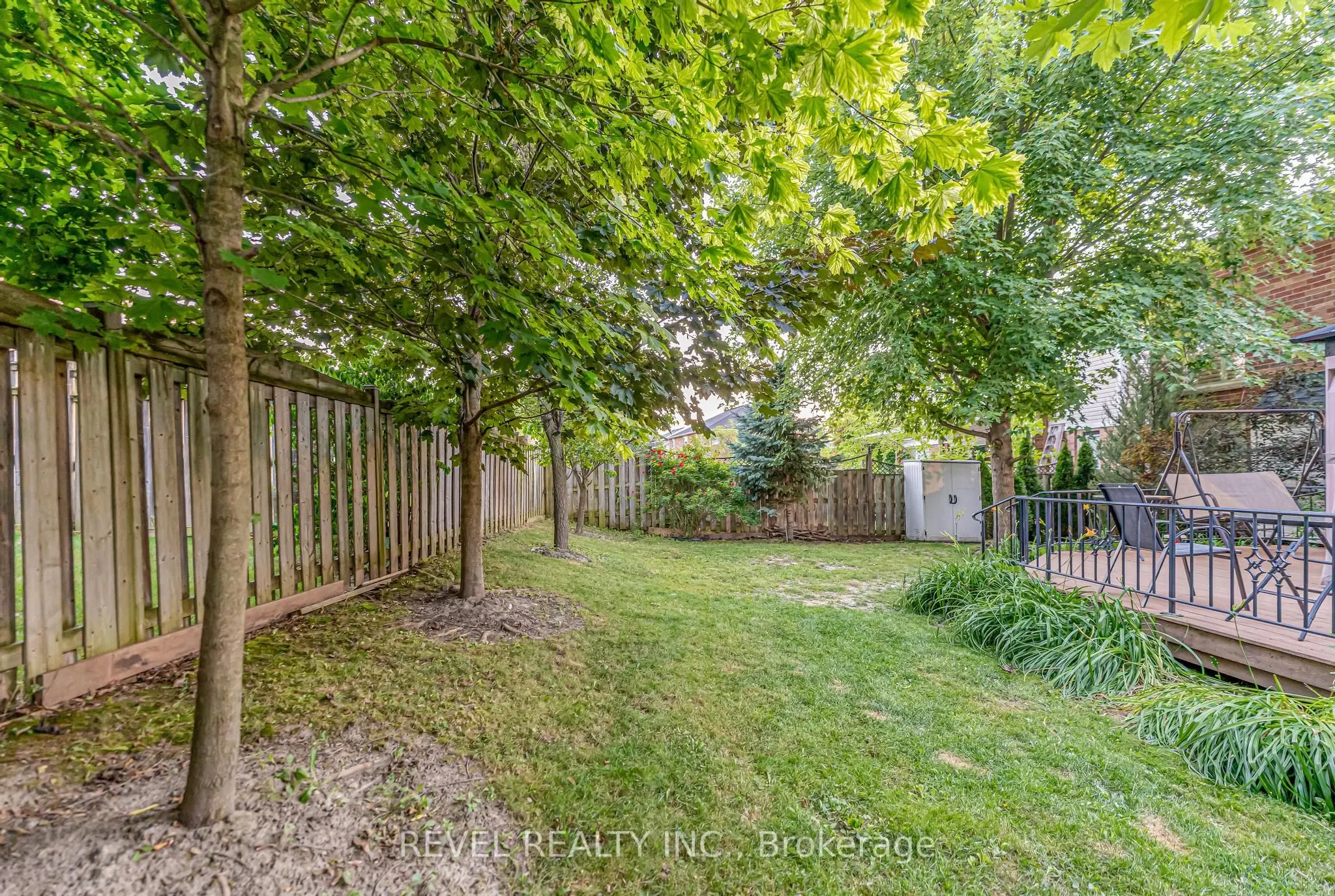 17 Webb Avenue