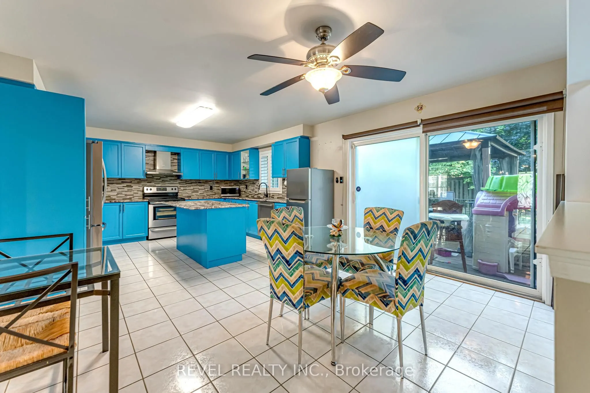 17 Webb Avenue