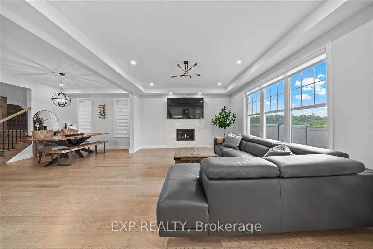 126 Unity Place