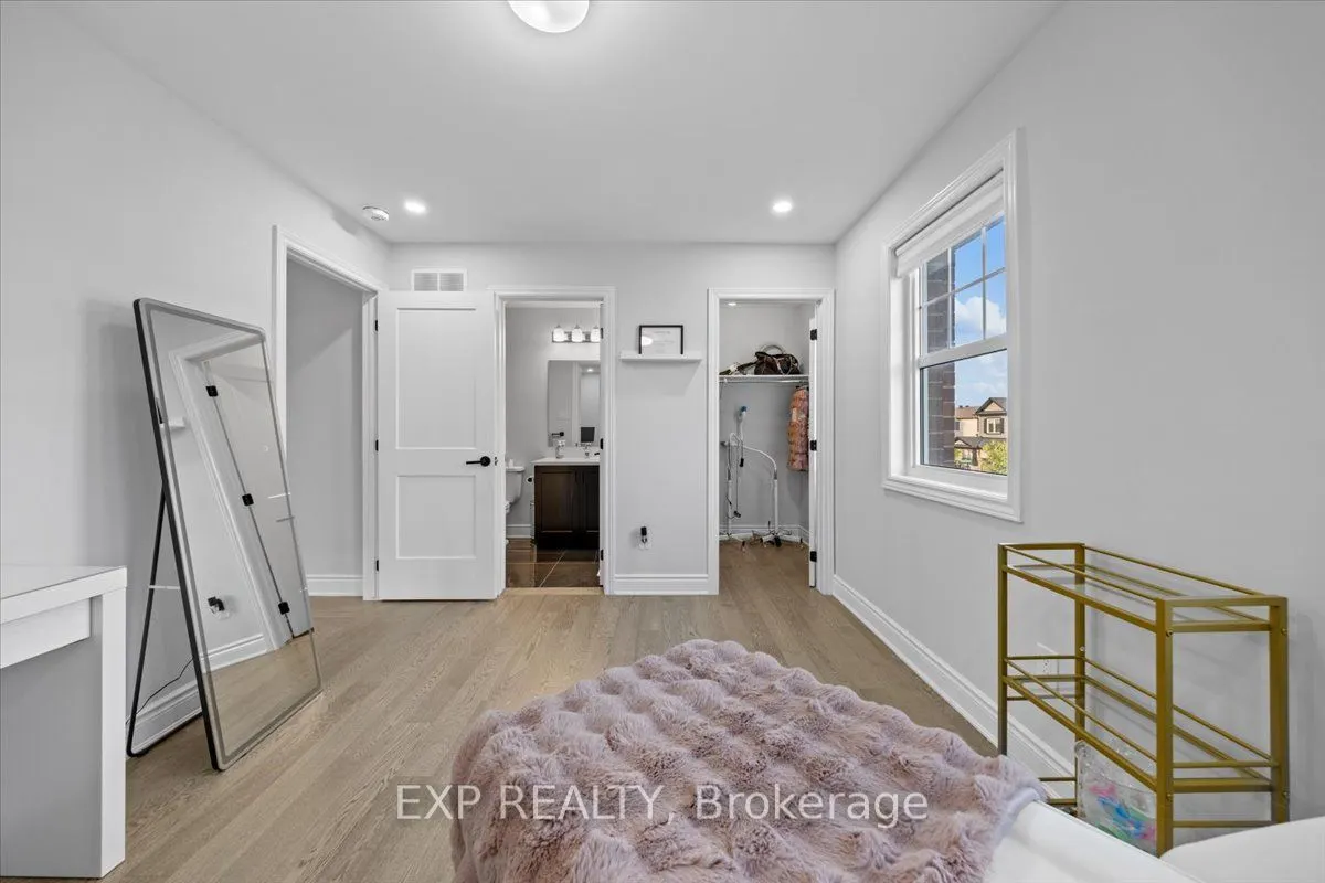 126 Unity Place