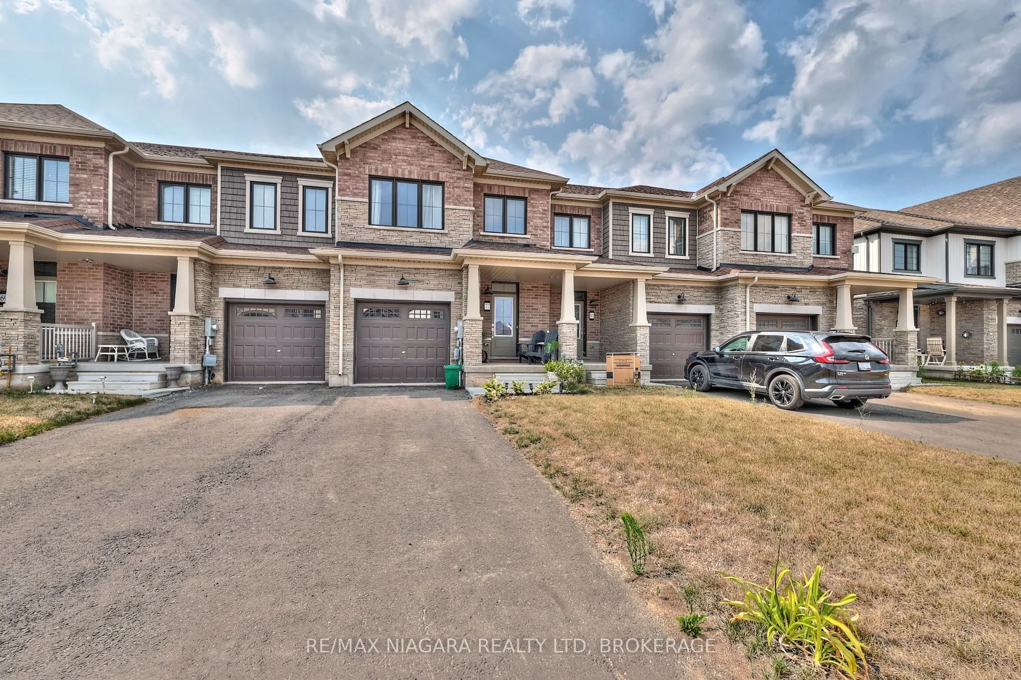 77 KEELSON Street