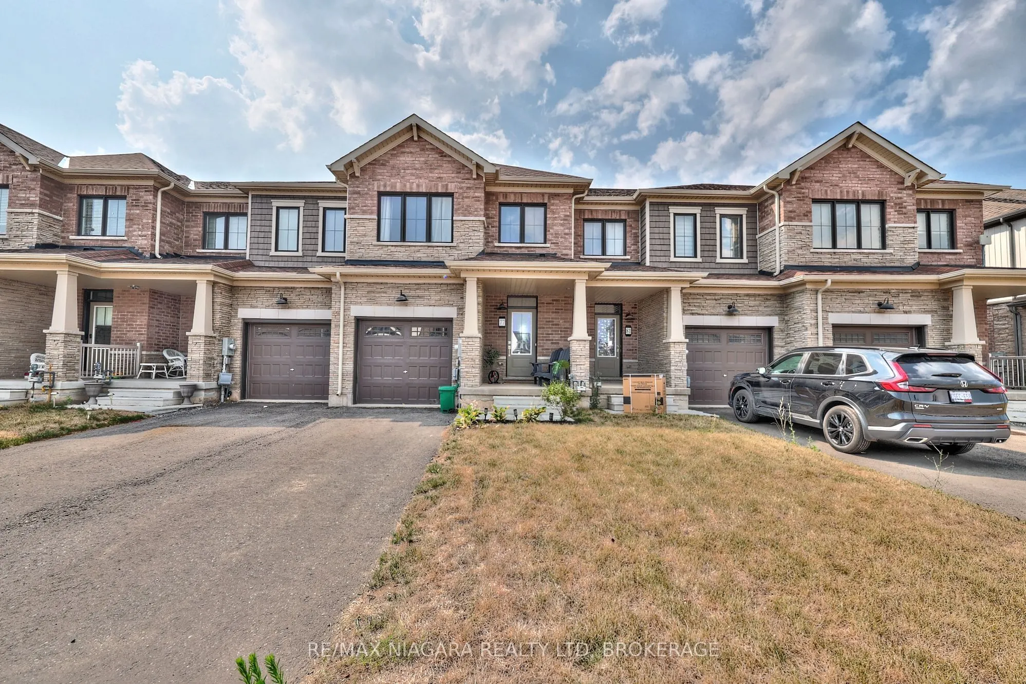 77 KEELSON Street