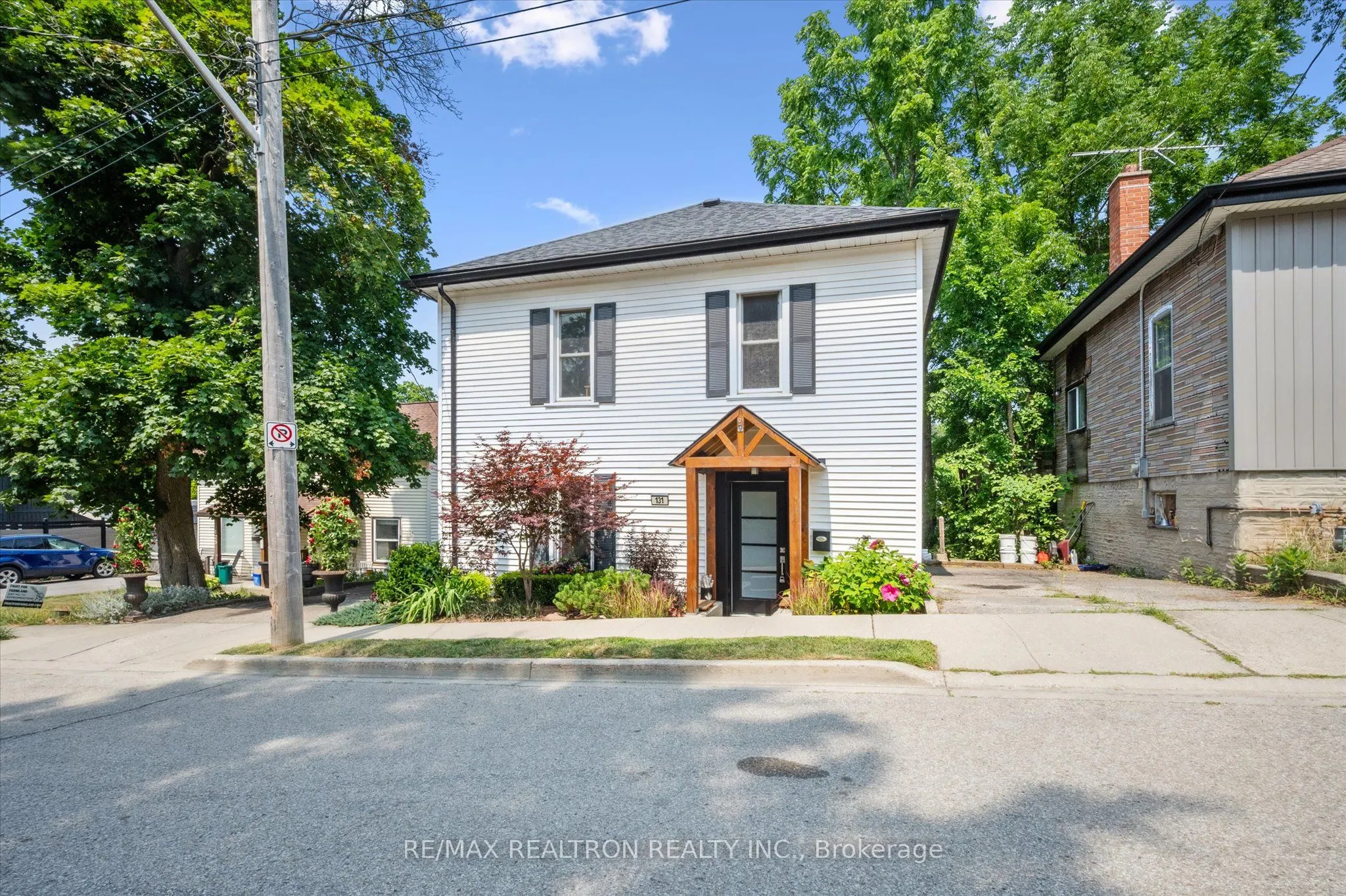 131 Henderson Street