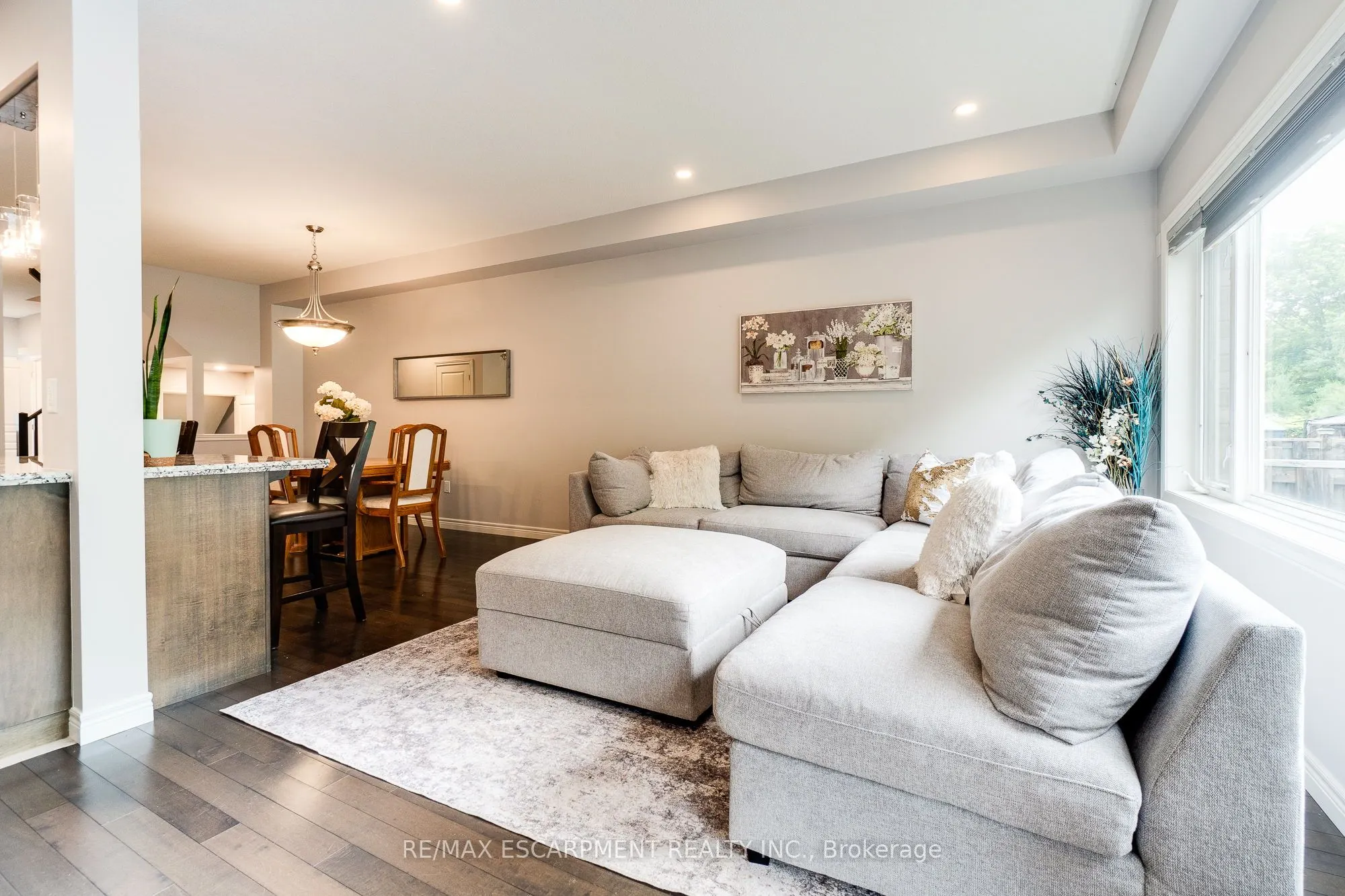 159 KINSMAN Drive