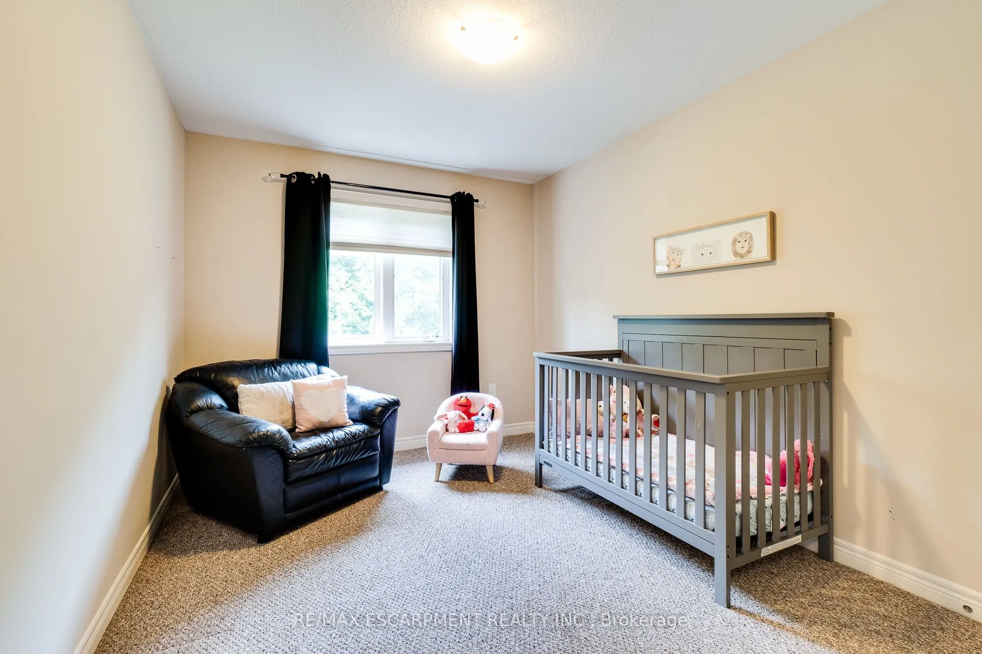 159 KINSMAN Drive