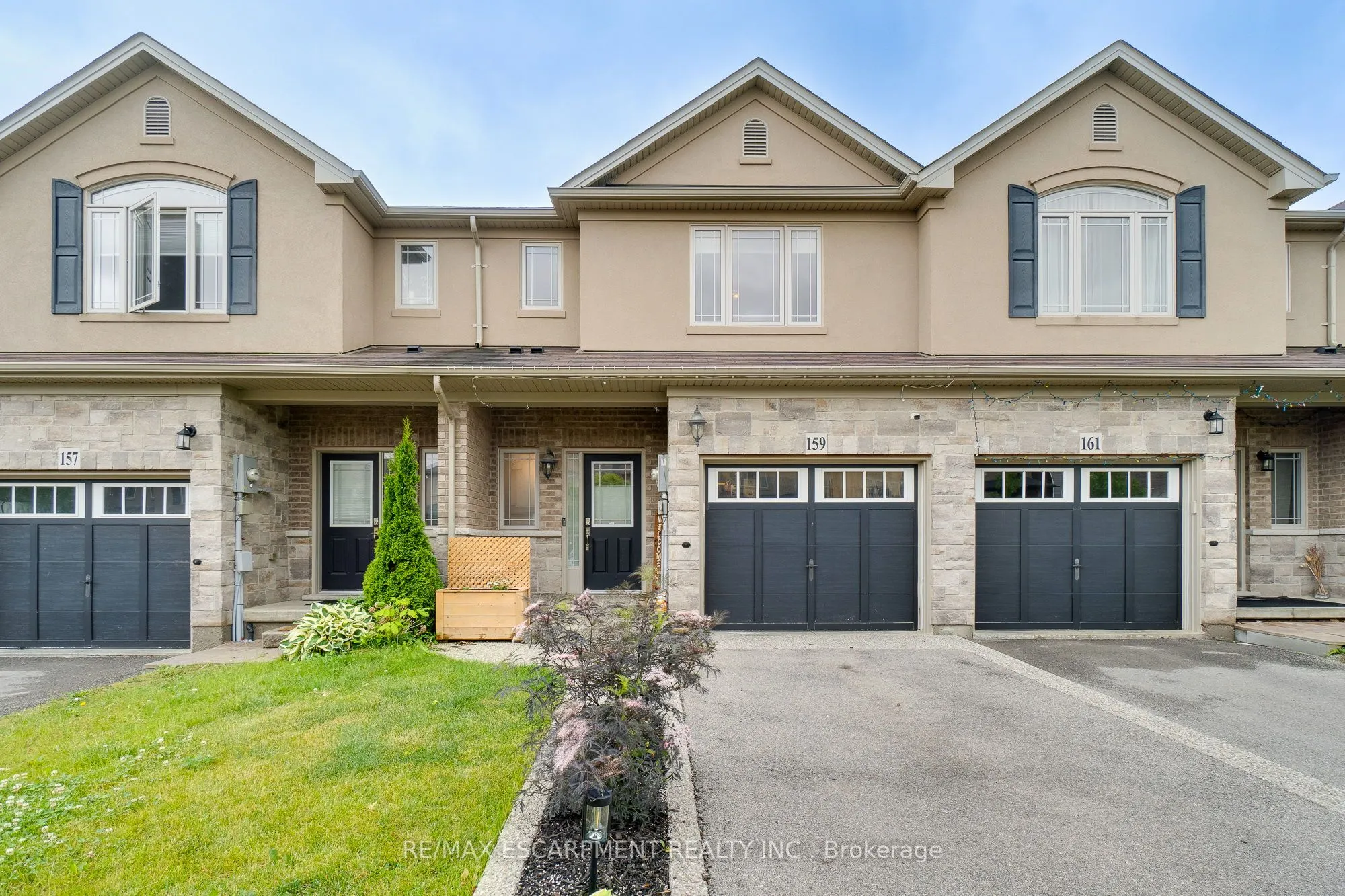 159 KINSMAN Drive