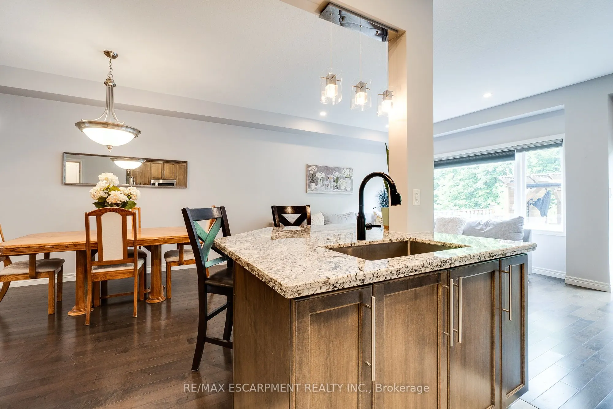 159 KINSMAN Drive