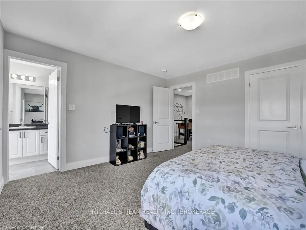 520 Grey Street, #42