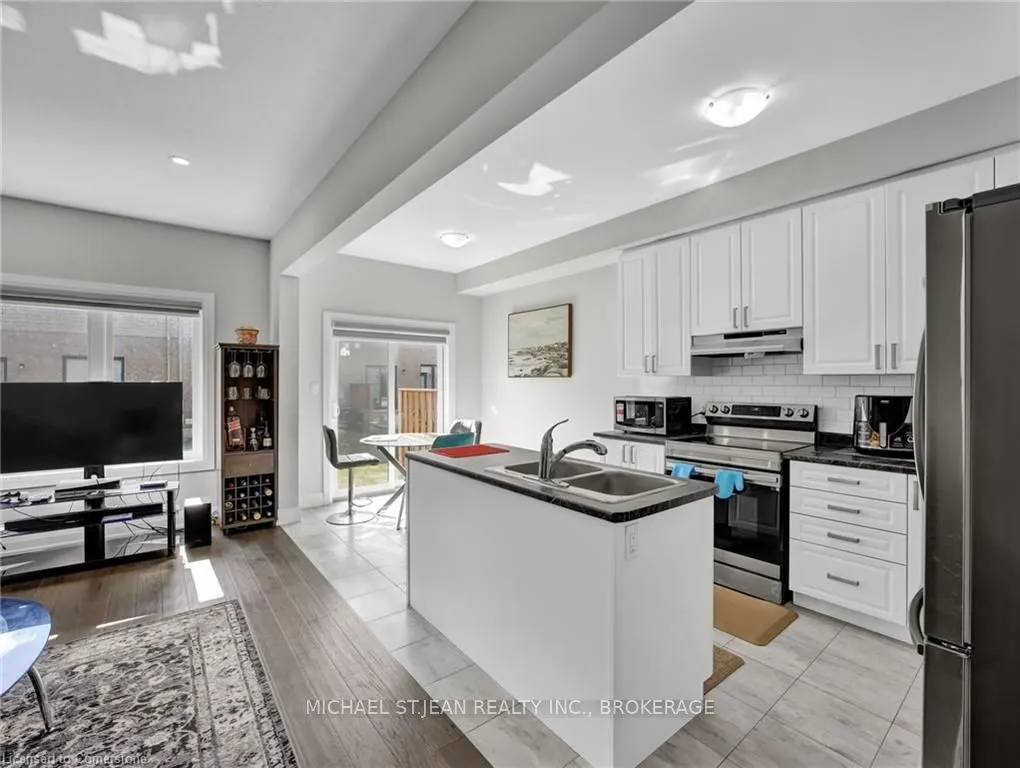 520 Grey Street, #42