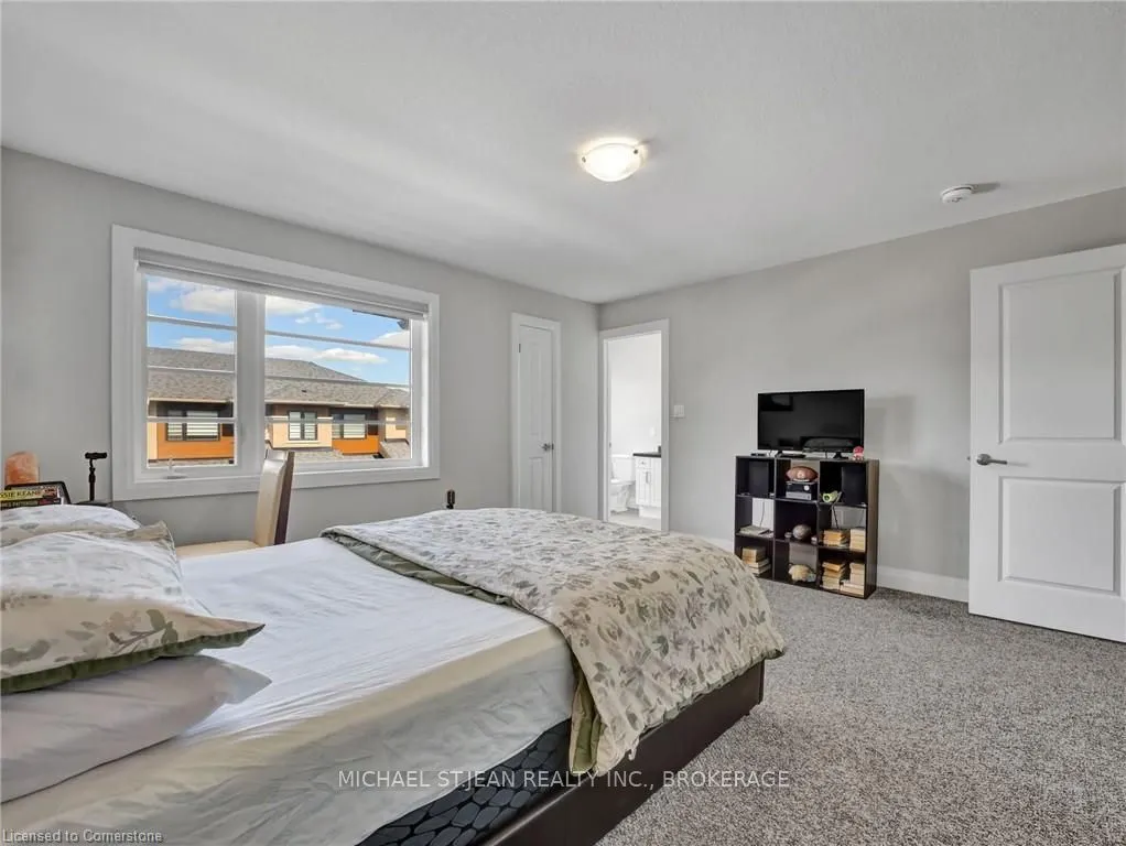 520 Grey Street, #42