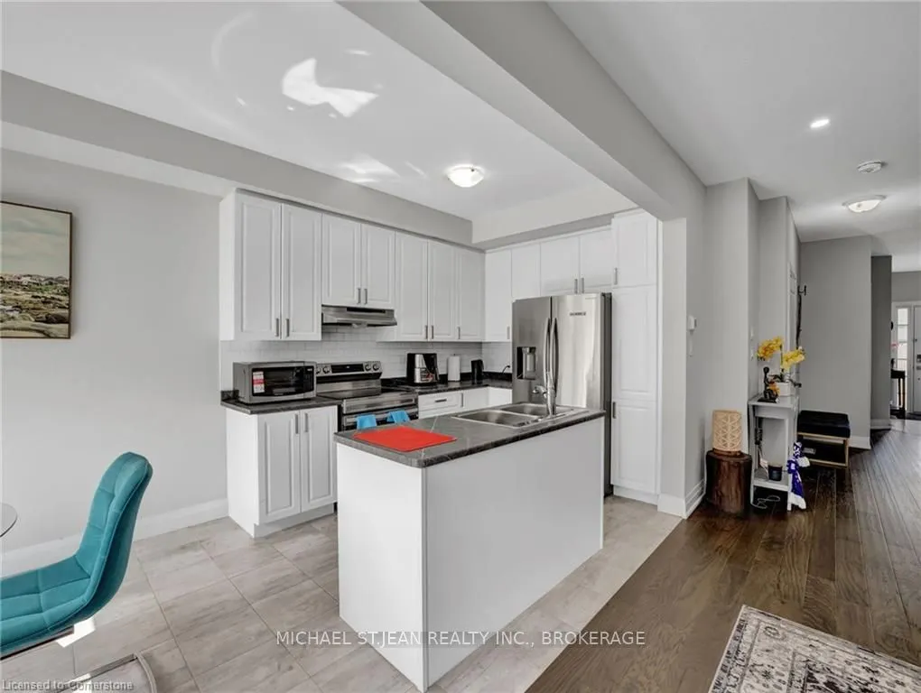 520 Grey Street, #42