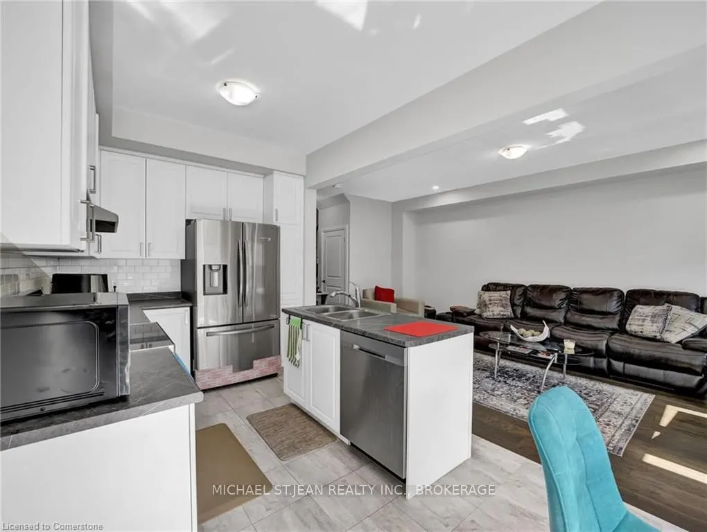 520 Grey Street, #42