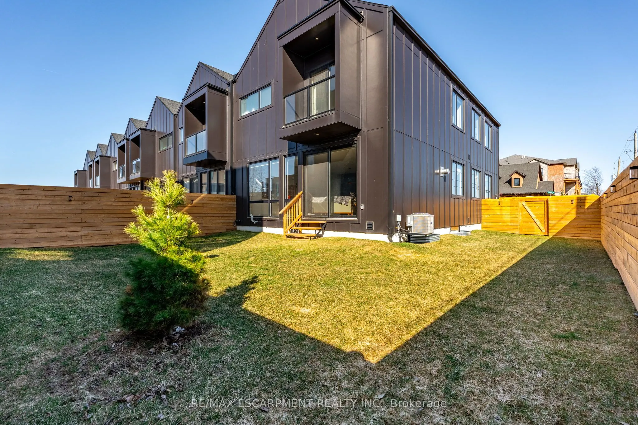98 Lametti Drive