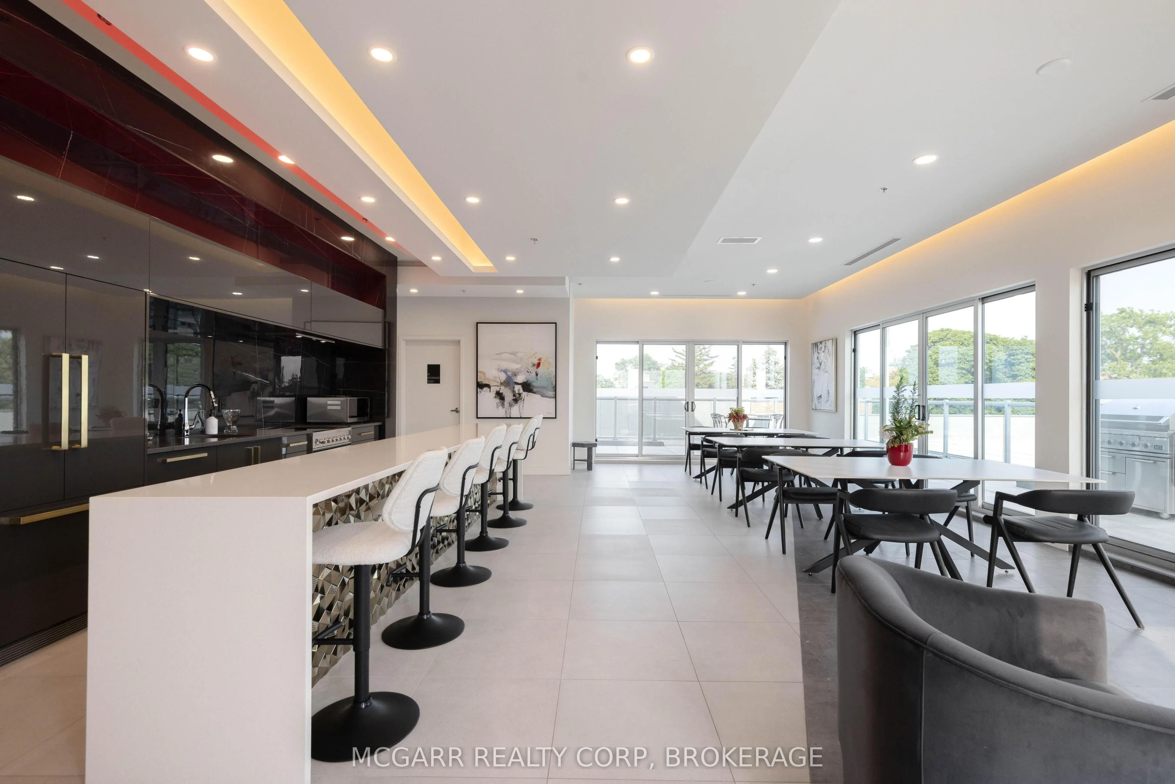 77 Yates Street, #203