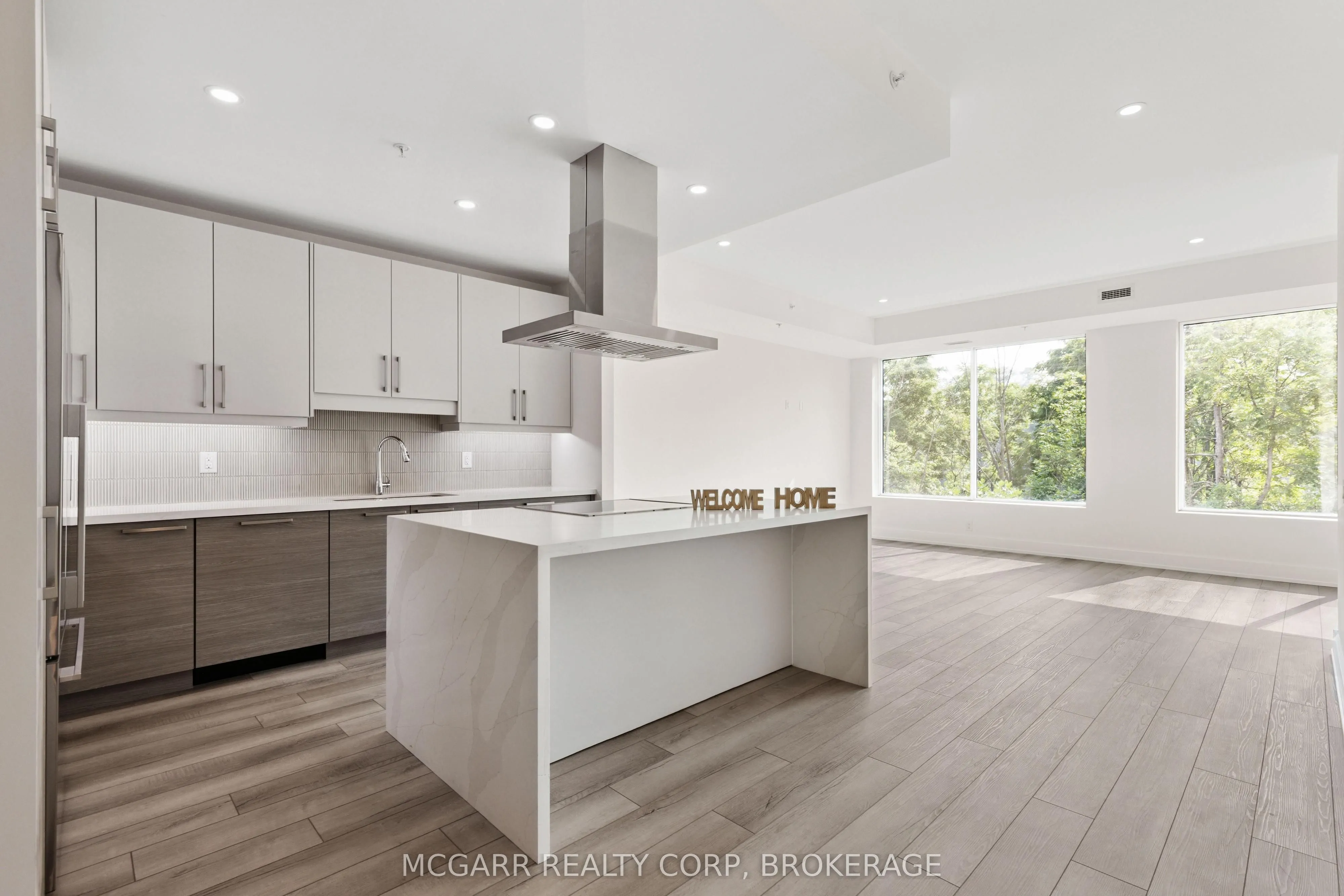 77 Yates Street, #203
