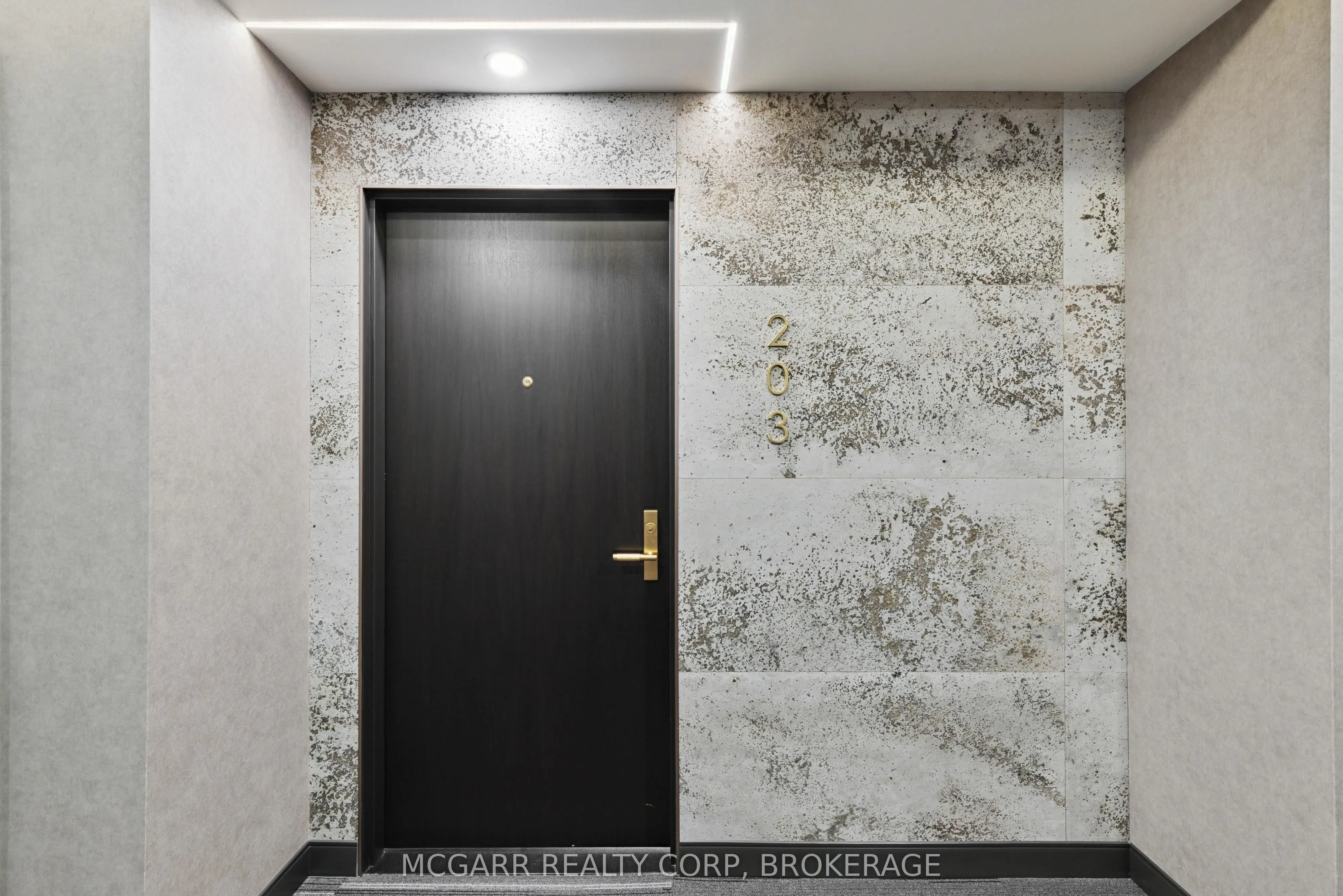 77 Yates Street, #203