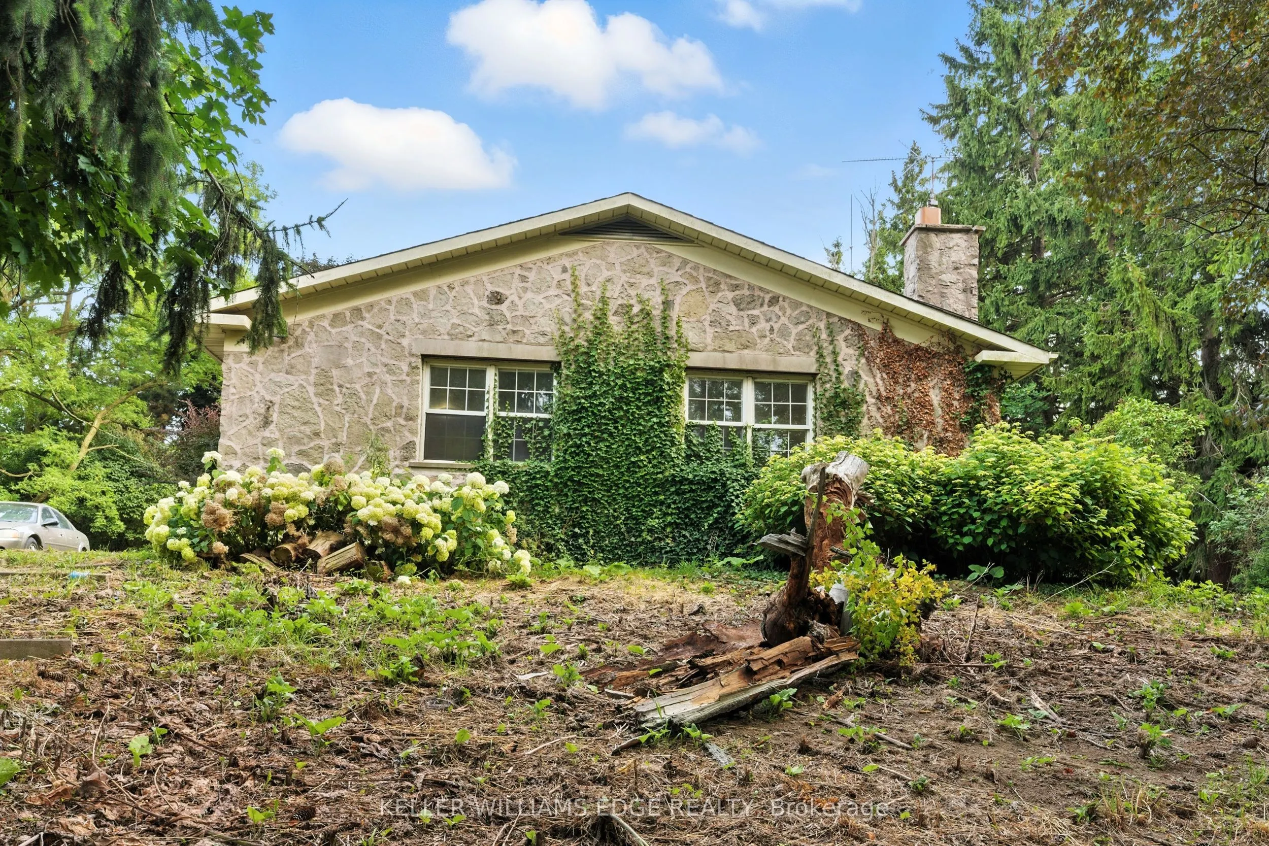 502 Butter Road W
