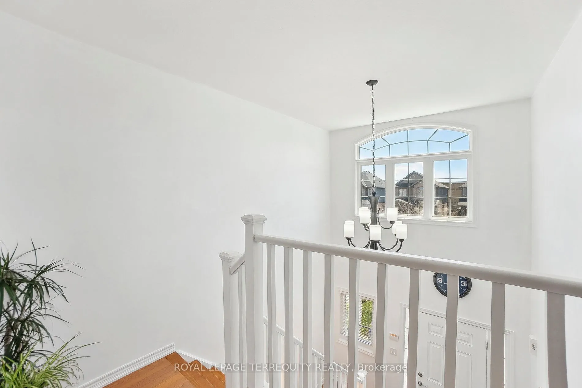 8465 Kelsey Crescent