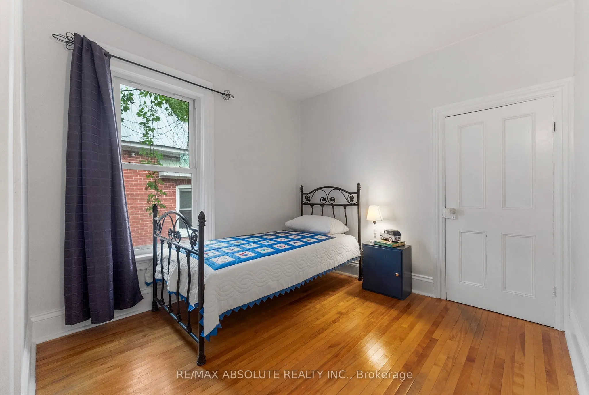 241 John Street N