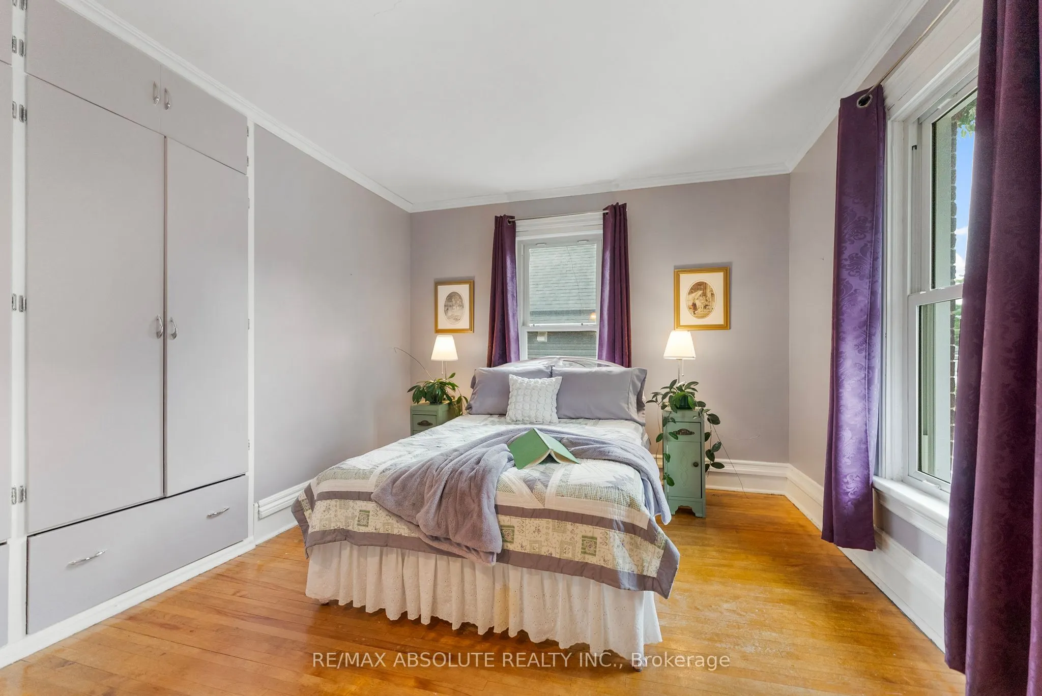 241 John Street N