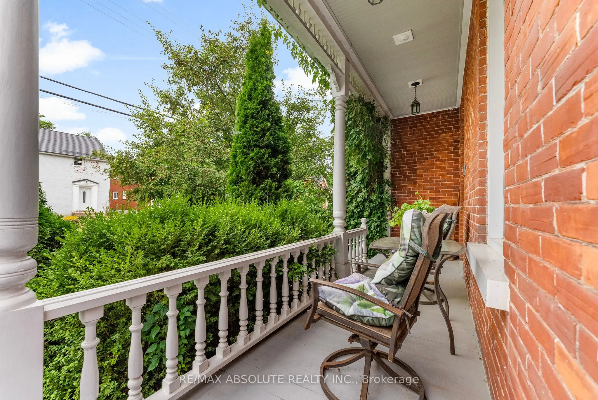 241 John Street N