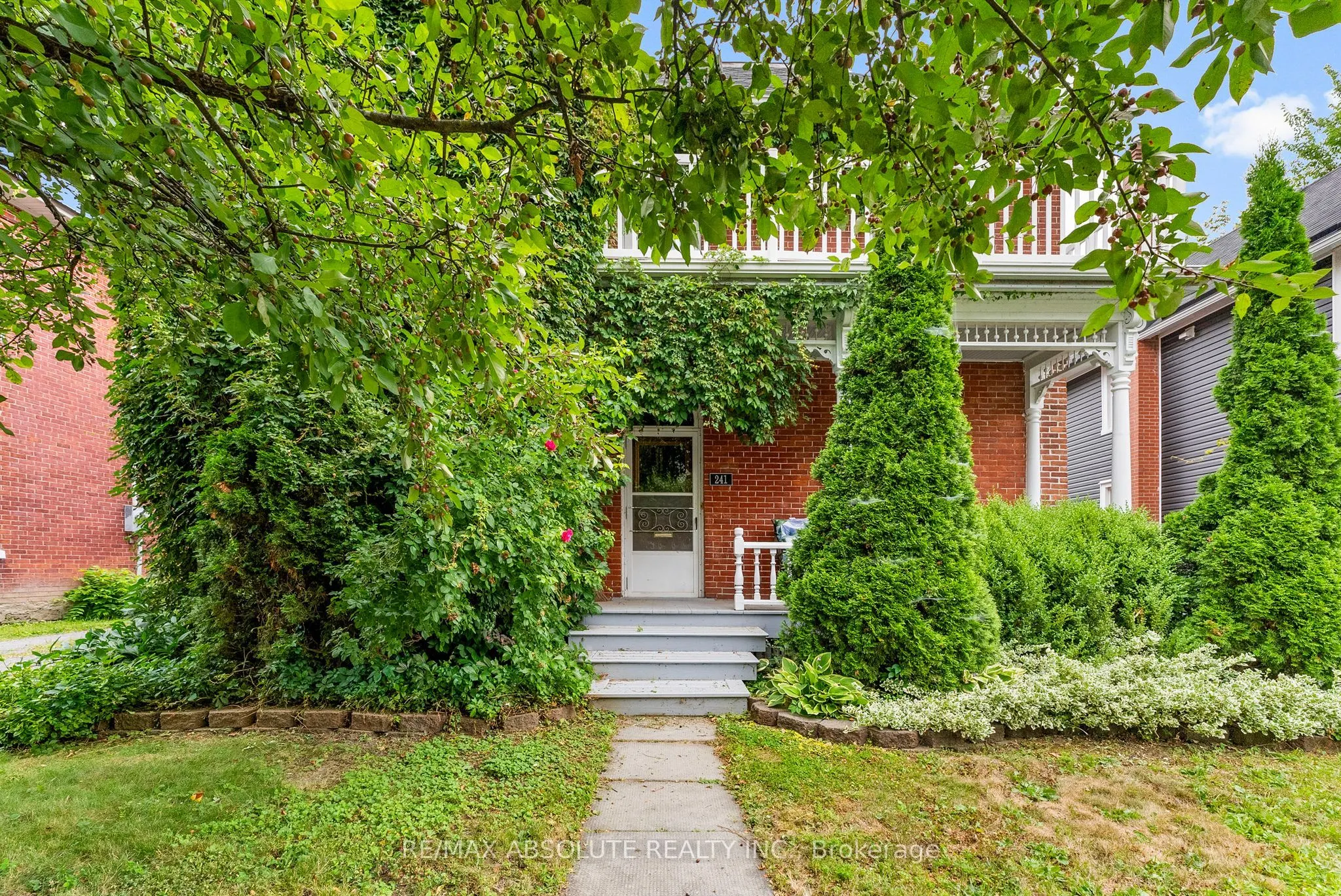 241 John Street N
