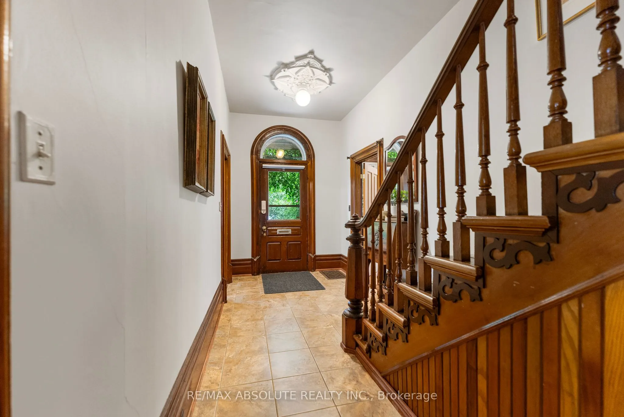 241 John Street N