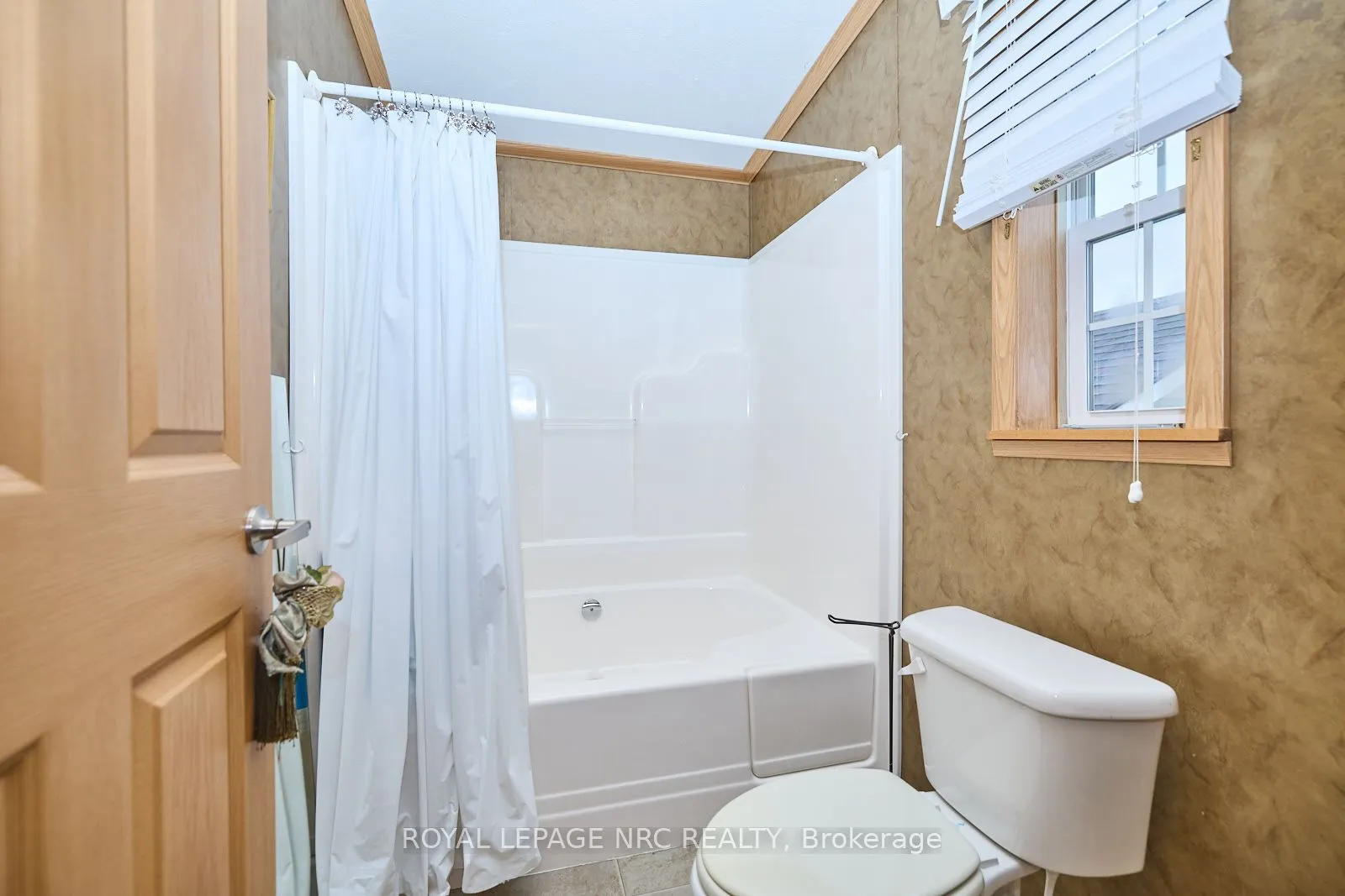 3033 TOWNLINE Road, #260