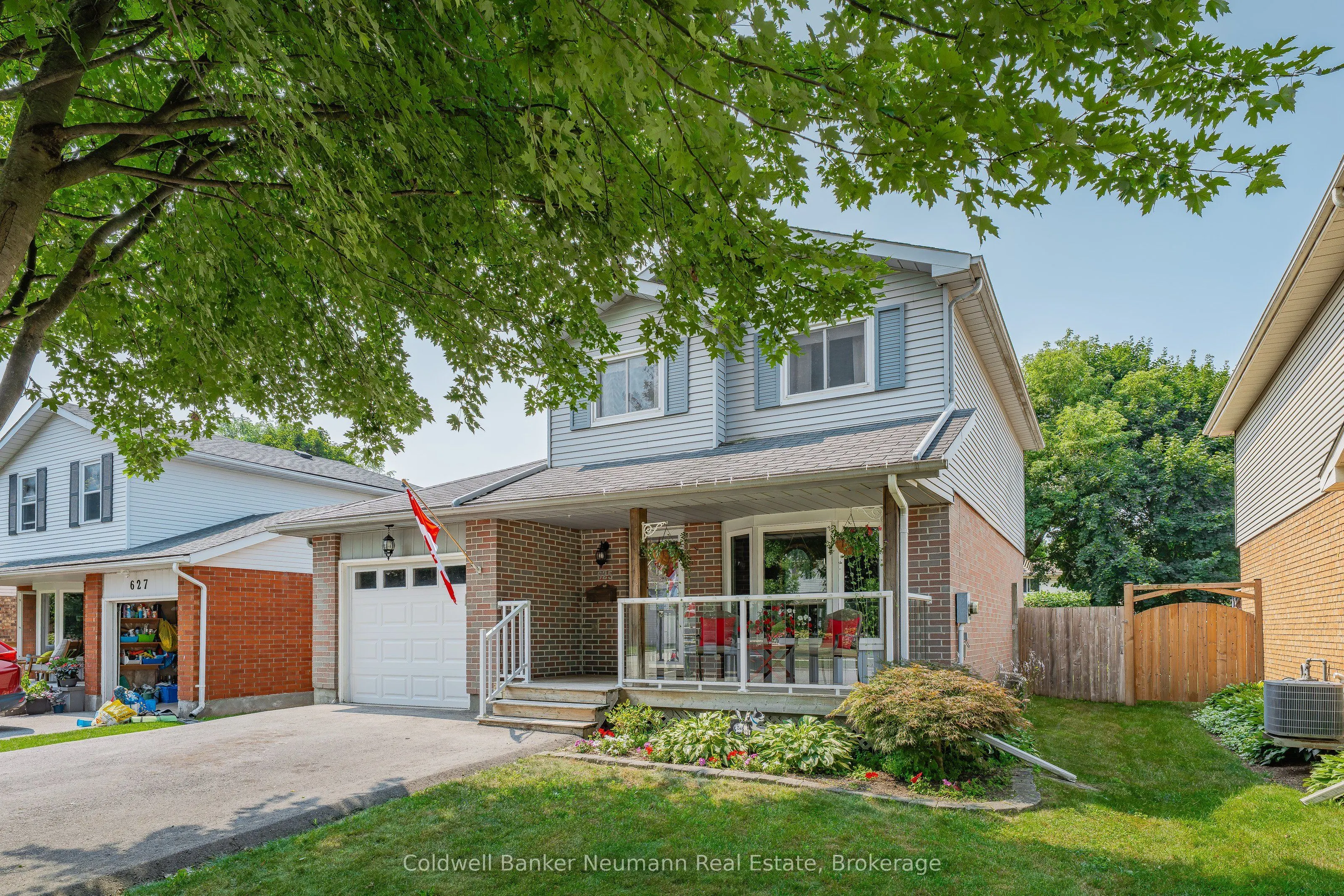625 Holman Crescent
