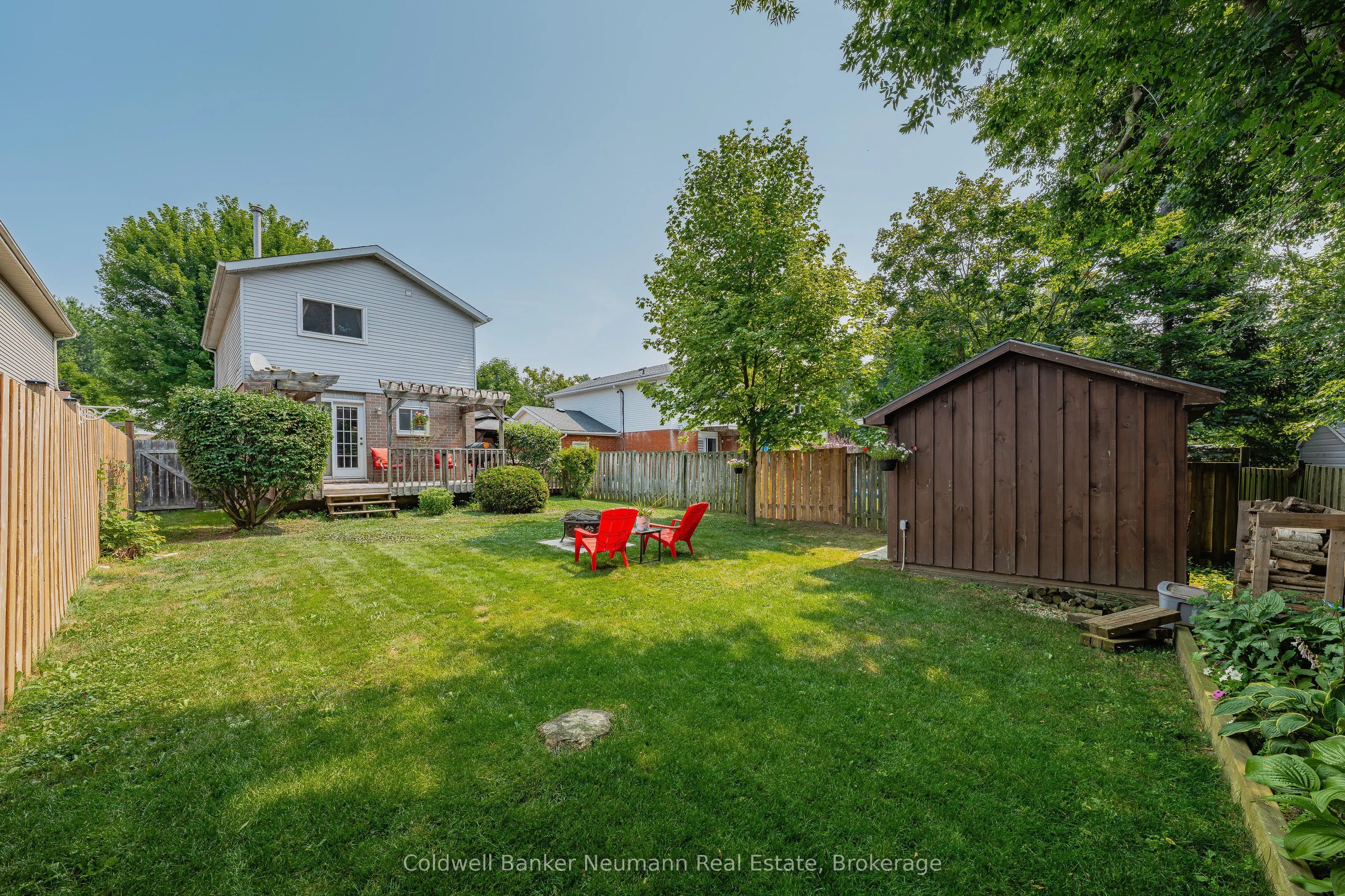 625 Holman Crescent