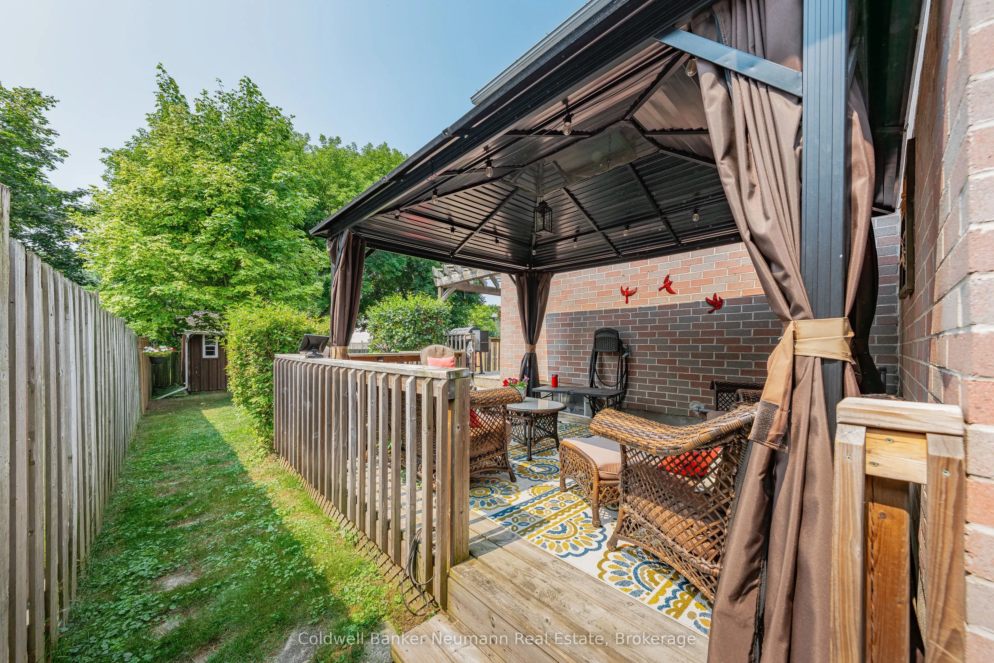 625 Holman Crescent
