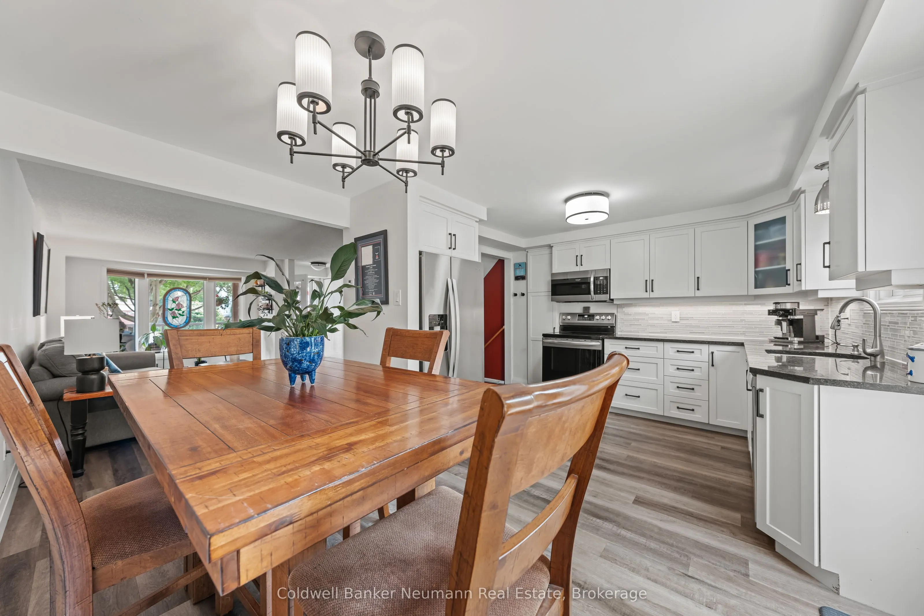 625 Holman Crescent