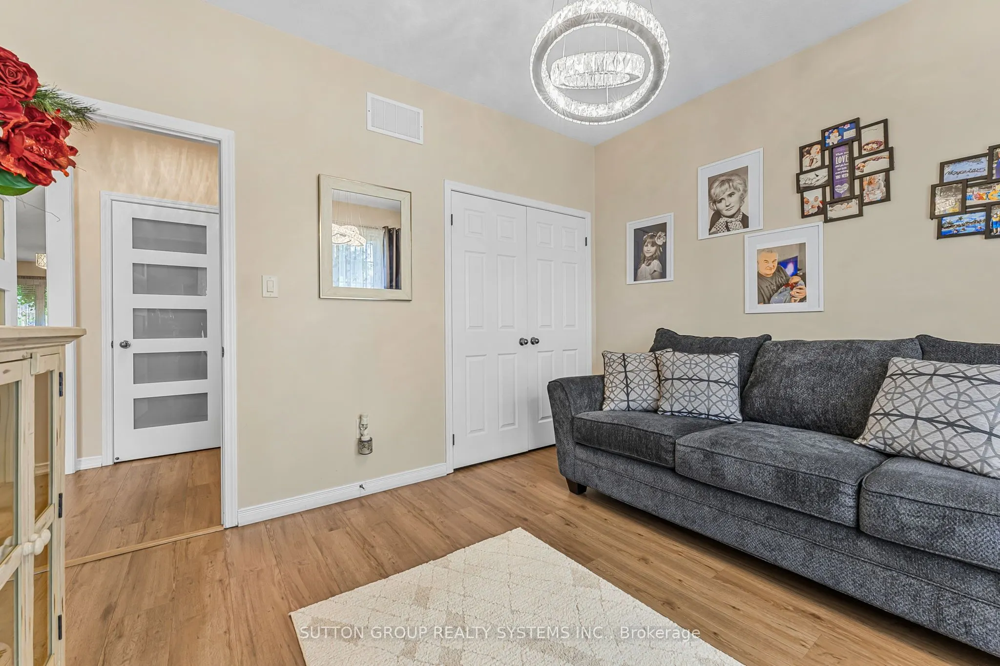 8424 Mulberry Drive