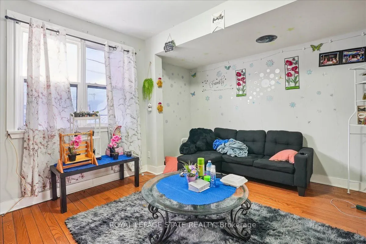 63 Pelham Road