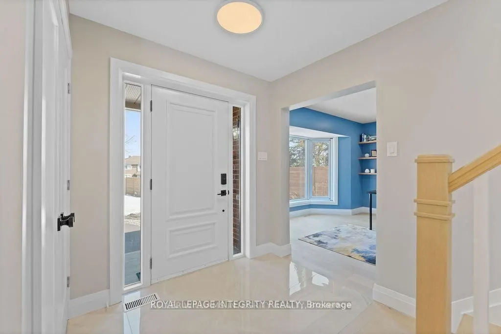 3440 Woodroffe Avenue