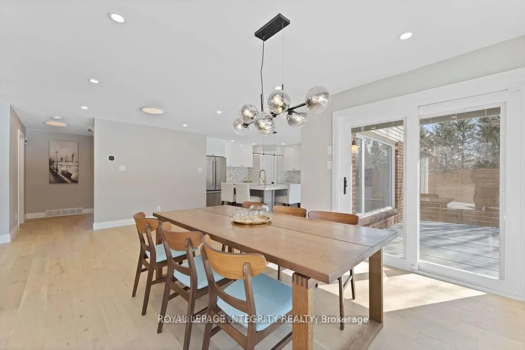 3440 Woodroffe Avenue