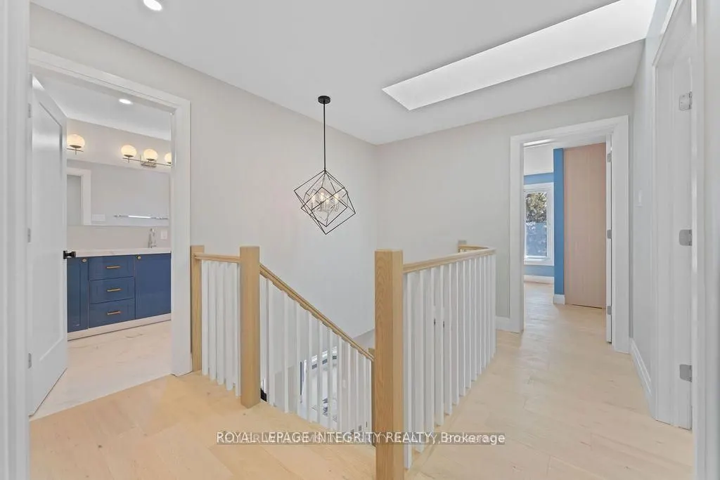 3440 Woodroffe Avenue