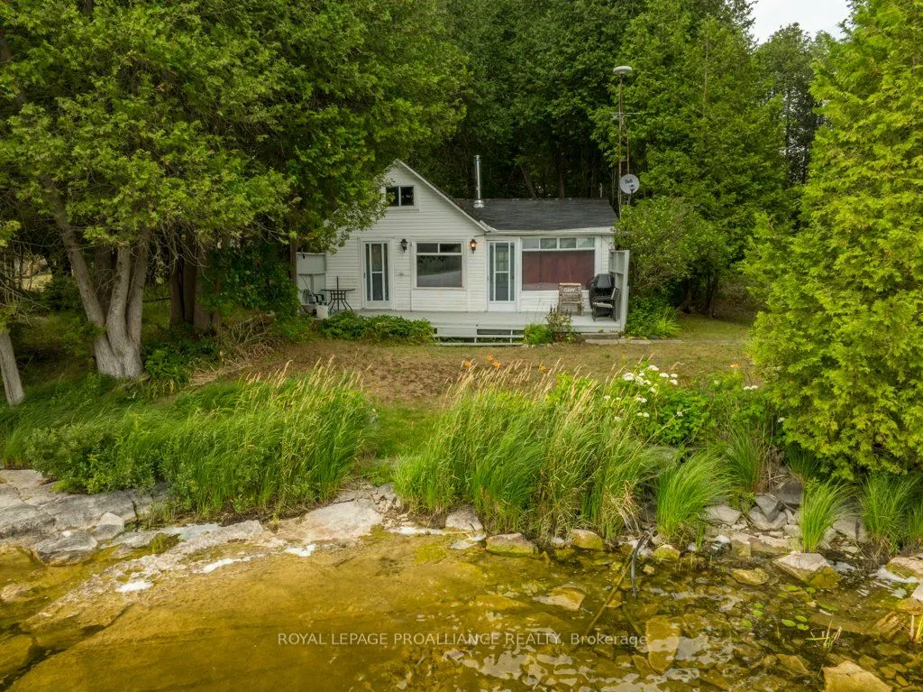 1087C Hills Lake Road