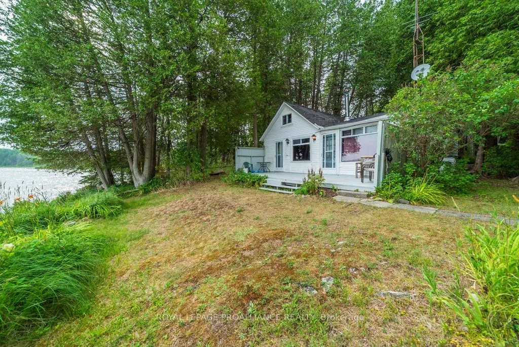 1087C Hills Lake Road