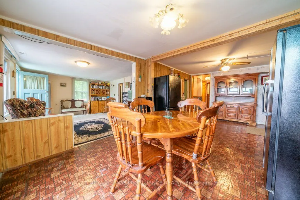 1087C Hills Lake Road