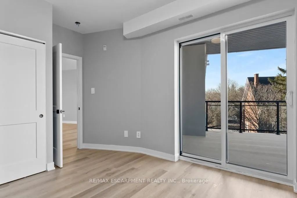 5002 King Street, #508