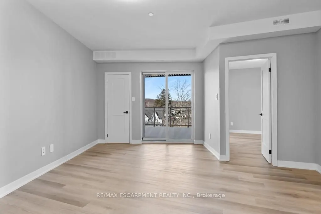 5002 King Street, #508