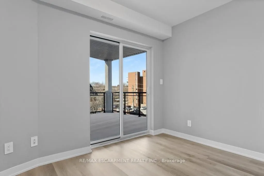 5002 King Street, #508