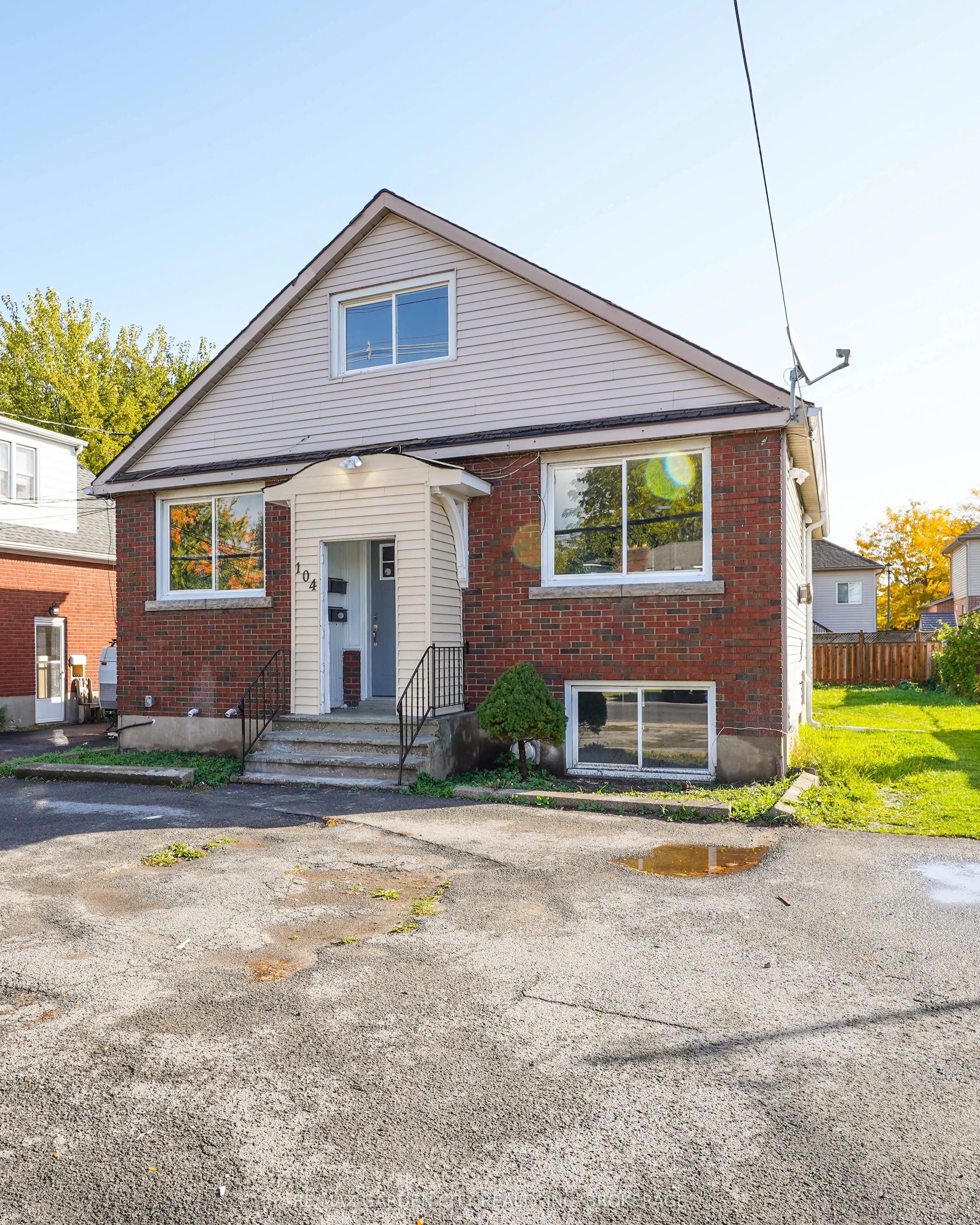104 Haig Street, #Unit #3